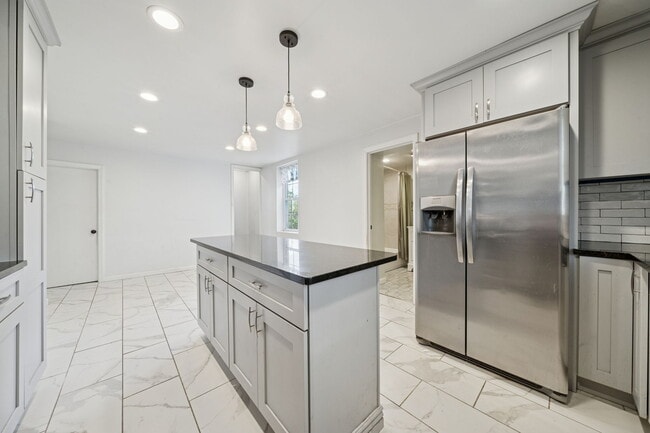 8113 US-22 in New Alexandria, PA - Building Photo - Building Photo