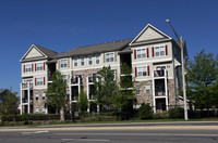 Stonegate At Faircrest in Centreville, VA - Building Photo - Building Photo