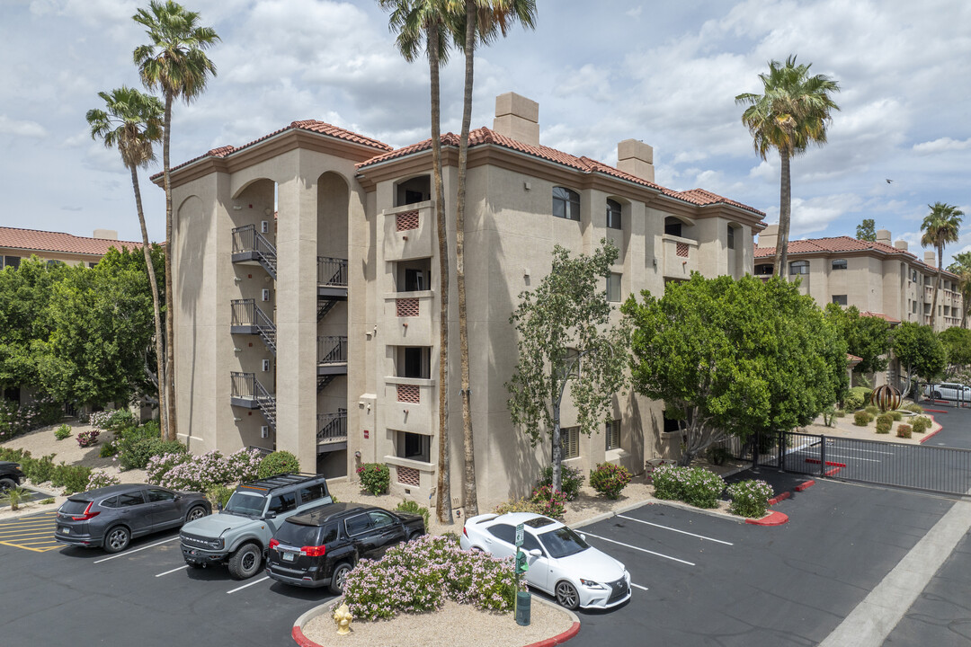 The Meridian At The Biltmore in Phoenix, AZ - Building Photo