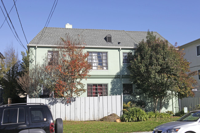 1909-1911 Santa Clara Ave in Alameda, CA - Building Photo - Building Photo