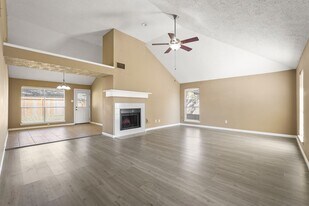 4411 Leyland Dr in Pearland, TX - Building Photo