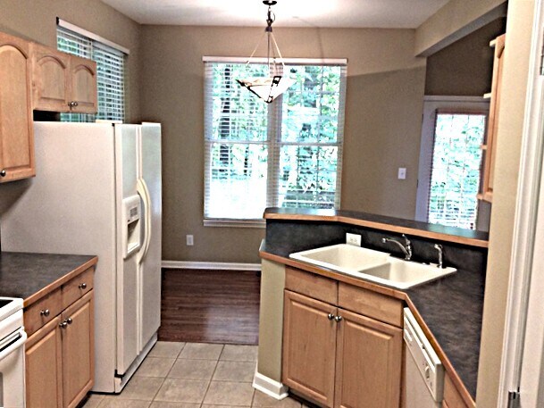 8001 Lakeshore Dr in Garner, NC - Building Photo - Building Photo
