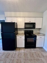 1815 E Lindsey St in Norman, OK - Building Photo - Building Photo