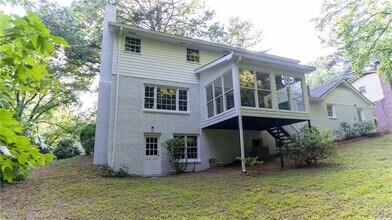 3873 Rains Ct NE in Atlanta, GA - Building Photo - Building Photo