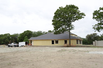 2700 Salt Lake Dr in Jacksonville, FL - Building Photo - Building Photo