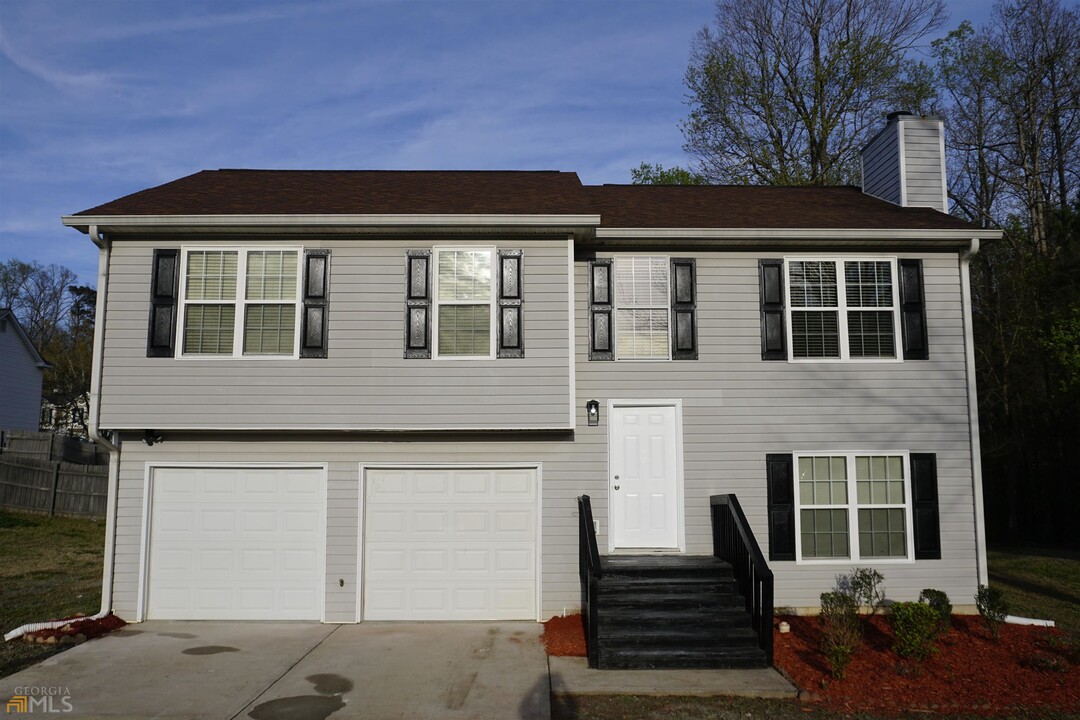 566 Sirocco Ct in Forest Park, GA - Building Photo