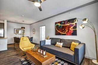 7201 S Mason Rd in Richmond, TX - Building Photo - Building Photo