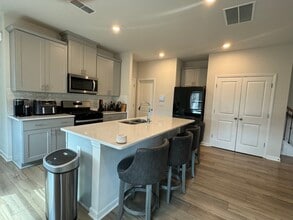 1544 Purple Cone Flower Ave in Mableton, GA - Building Photo - Building Photo