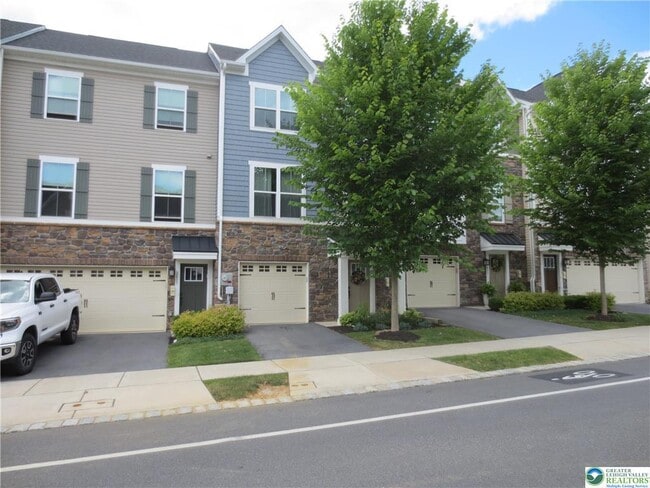 2407 Cook Dr