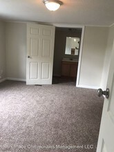 1411 N Park Ave-Unit -unit 1 in Alexandria, IN - Building Photo - Building Photo