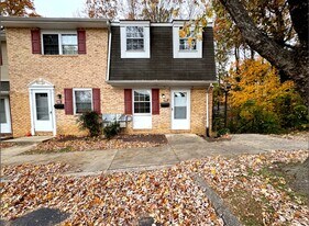19 Heritage Ct in Annapolis, MD - Building Photo