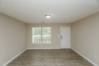 7929 Mattie McCoy Ln in Winston, GA - Building Photo - Building Photo