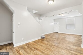 544 N Allison St in Philadelphia, PA - Building Photo - Building Photo