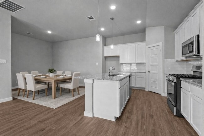 property at 3003 Middleton Dr