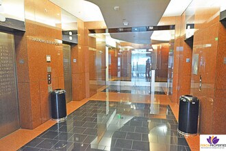 1100 Wilshire Blvd, Unit 2703 in Los Angeles, CA - Foto de edificio - Building Photo