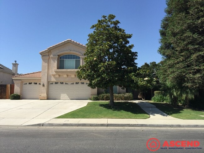 11910 Stonington St in Bakersfield, CA - Foto de edificio - Building Photo