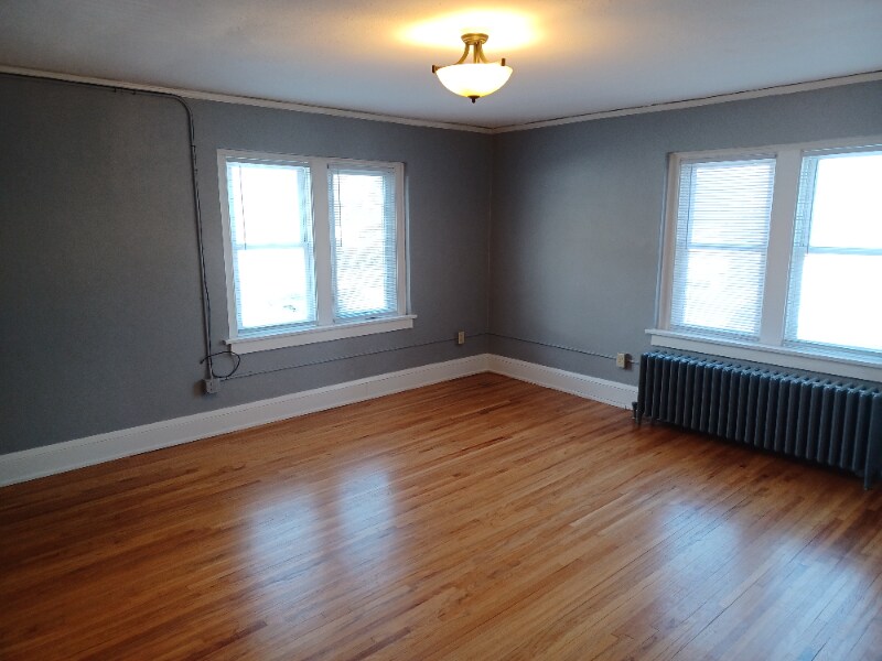 1301 1st St SW in Rochester, MN - Building Photo