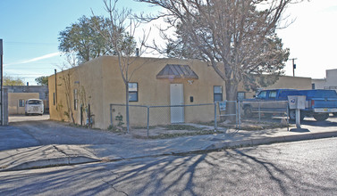 126 Utah St NE in Albuquerque, NM - Building Photo - Building Photo