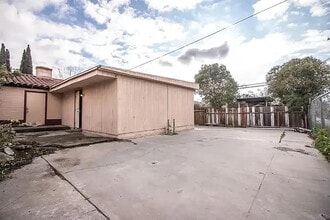 735 Fresno St in Fresno, CA - Building Photo - Building Photo