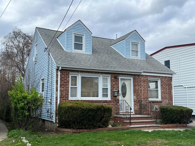property at 220 Raff Ave
