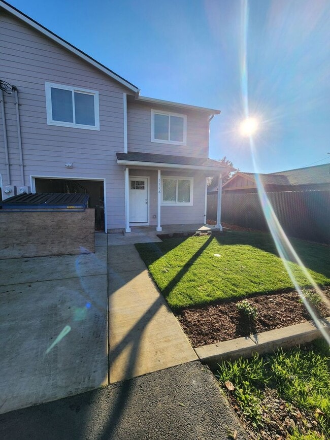 property at 1118-1122 SE 6th Ave