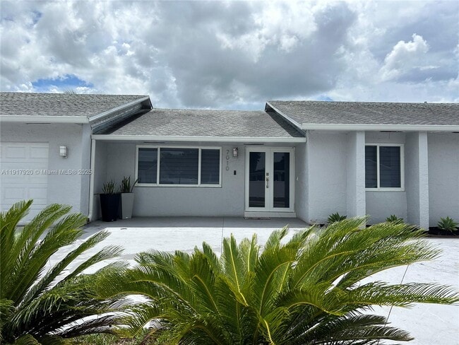 7010 SW 144th Pl in Miami, FL - Building Photo - Building Photo