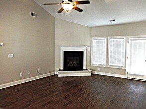 8503 Sentry Cir in North Charleston, SC - Building Photo - Building Photo