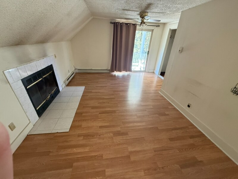 22 Emmett St in Plymouth, CT - Building Photo