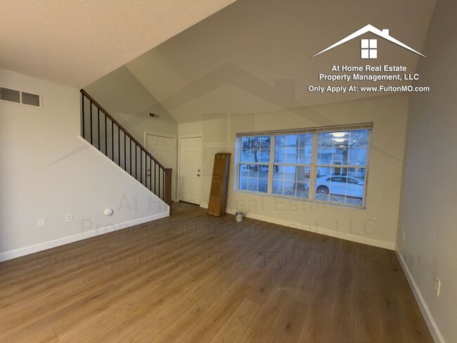 1011-1013 Greystone Ct in Fulton, MO - Building Photo - Building Photo