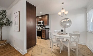 784 Nevin Way in San Jose, CA - Foto de edificio - Building Photo