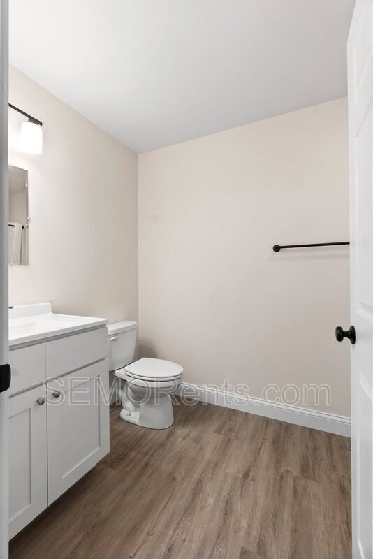 222 Brandon Cole Ct in Jackson, MO - Building Photo - Building Photo