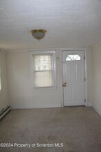 204-206 Jackson St in Olyphant, PA - Building Photo - Building Photo