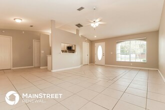 3392 Ambassador Ave in Spring Hill, FL - Building Photo - Building Photo