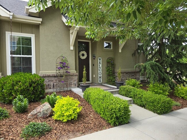 property at 4937 E Woodcarver Dr