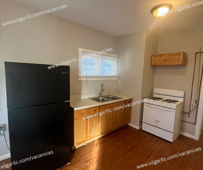 133-135 N Lindberg St in Griffith, IN - Building Photo - Building Photo