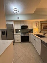 236 Village Blvd in Tequesta, FL - Building Photo - Building Photo