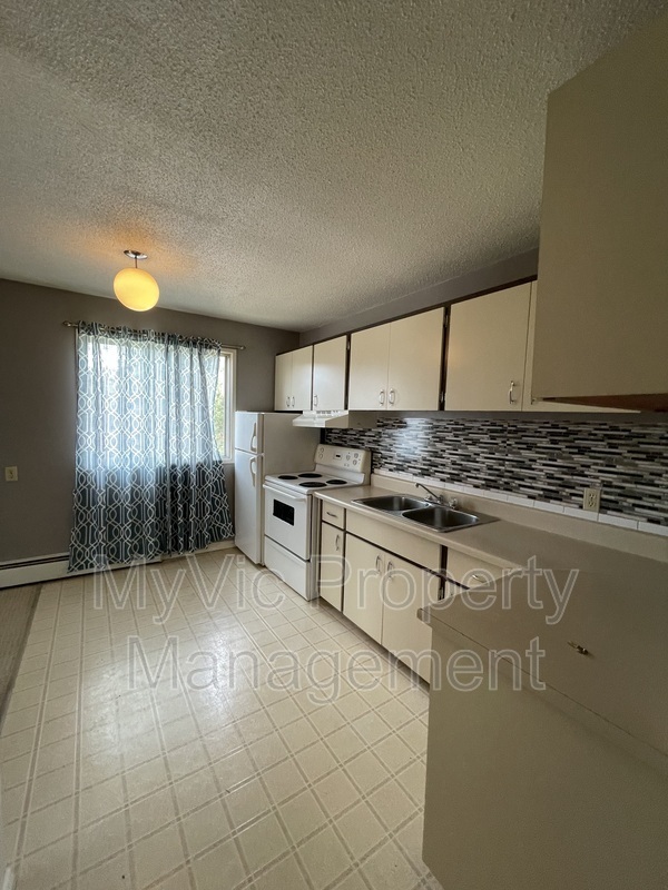 5016-5051 51 Ave in Leduc, AB - Building Photo - Building Photo