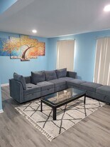 14818 Belle Ami Dr in Laurel, MD - Building Photo