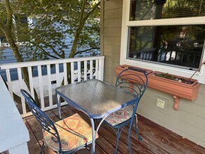 1416 E Ocean Dr in Camano, WA - Building Photo - Building Photo