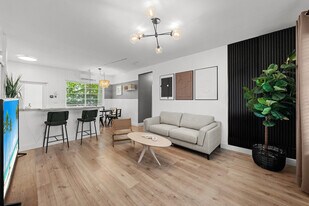1300 Lincoln Rd, Unit SI ID1540550P in Miami Beach, FL - Building Photo