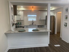 868 Stewart Ave in Columbus, OH - Building Photo - Building Photo