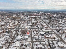 60 Bradley St, Unit 3 in Burlington, VT - Building Photo