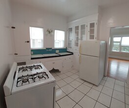 1335 2nd St, Unit 3 in Long Beach, CA - Building Photo - Building Photo