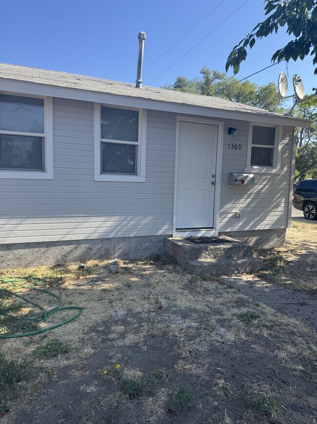 1360 American Legion Blvd in Mountain Home, ID - Building Photo - Building Photo
