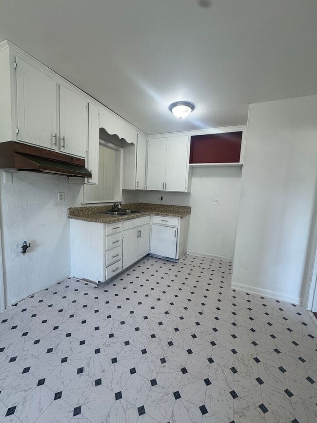 3055 Alta Rd in Montgomery, AL - Building Photo - Building Photo