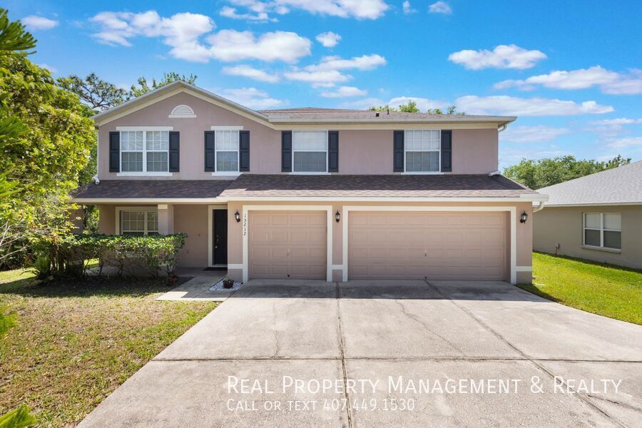 15212 Moultrie Pointe Rd in Orlando, FL - Building Photo