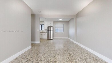101 W 11th St in Hialeah, FL - Building Photo - Building Photo