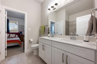 2212 Prairie Oaks Dr in Georgetown, TX - Building Photo - Building Photo