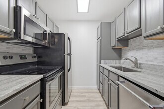 29656 Buffalo Park Rd in Evergreen, CO - Building Photo - Building Photo