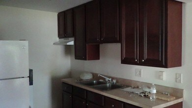 12011-12013 Mead St in Hebron, IL - Building Photo - Building Photo